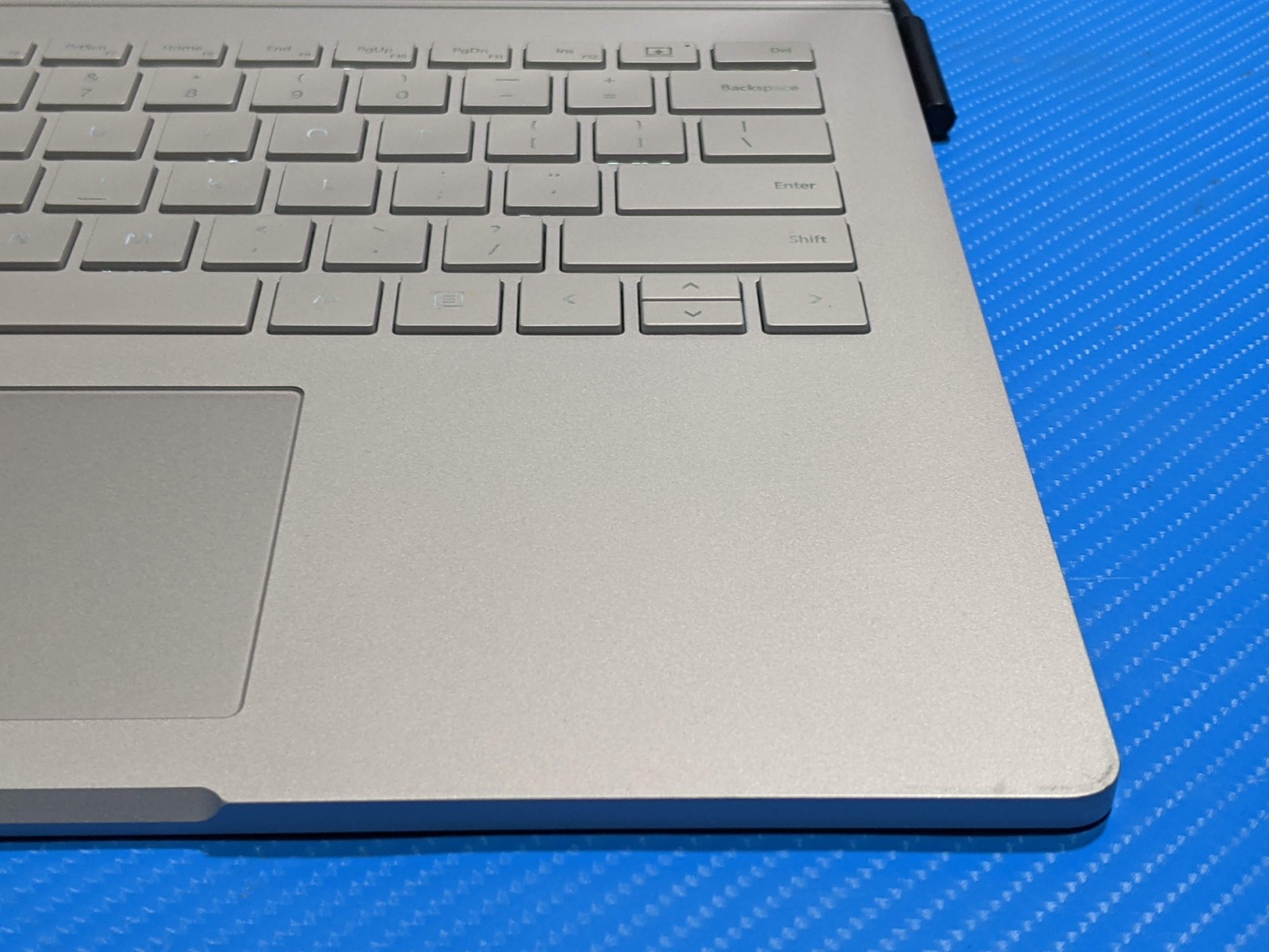 Microsoft Surface Book 13.5" Touch i5-6300U 2.4GHz 8GB 128GB SSD Win 11 Pro - Thumbnail 6