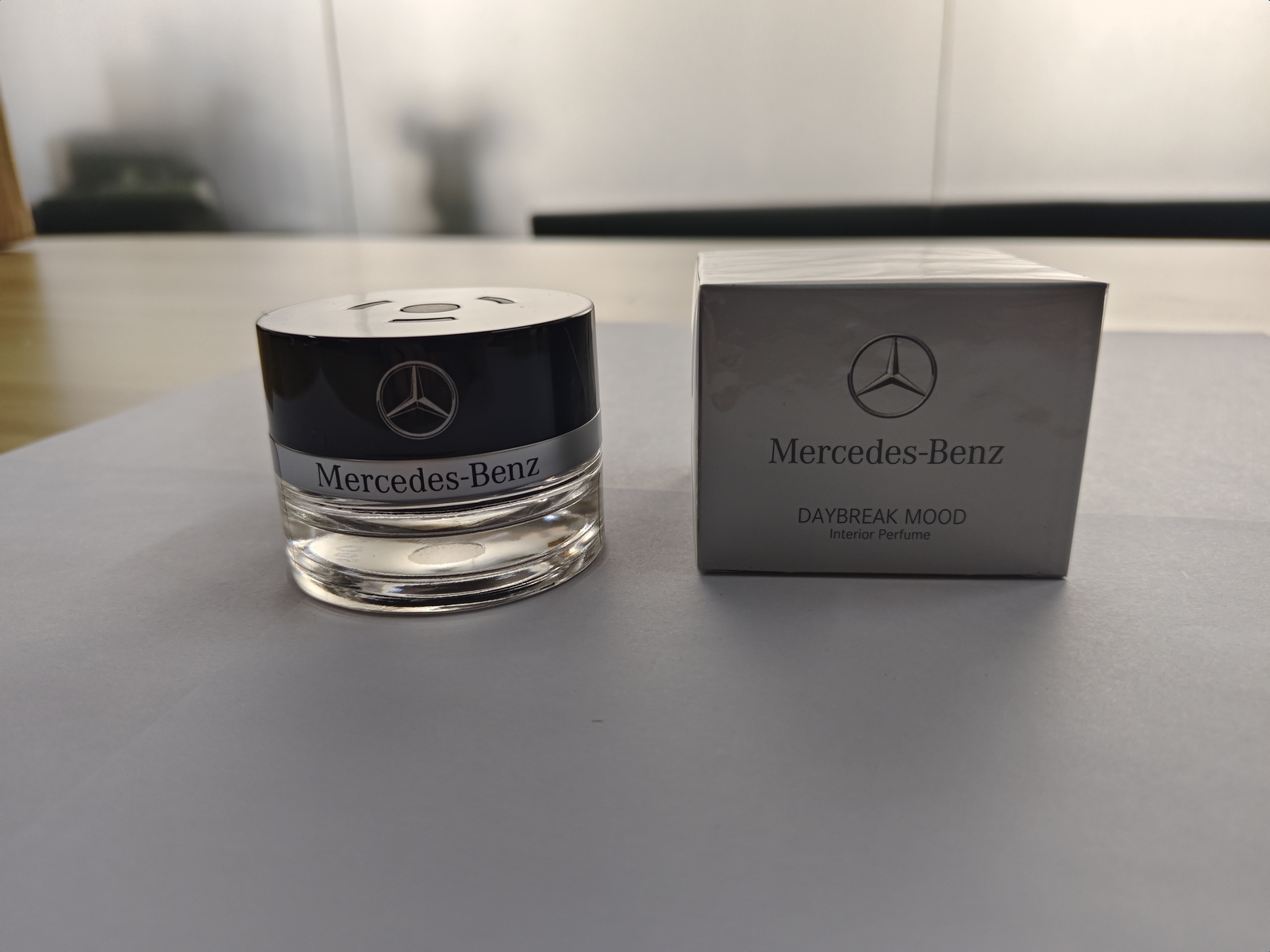 Mercedes-Benz DAYBREAK MOOD インテリアパフューム Amazon.com: Mercedes Benz Genuine Flacon Perfume Atomiser