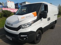 IVECO DAILY TRANSIT MWB GOOD CLEAN CHEAP RELIABLE 3 SEAT VAN NO VAT