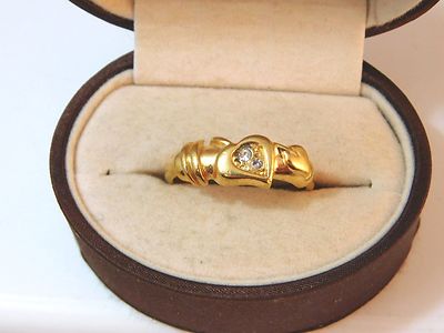 Gold tone Heart Rhinestone Band style size 9.5 Ring Sweetheart Valentine 2e 71