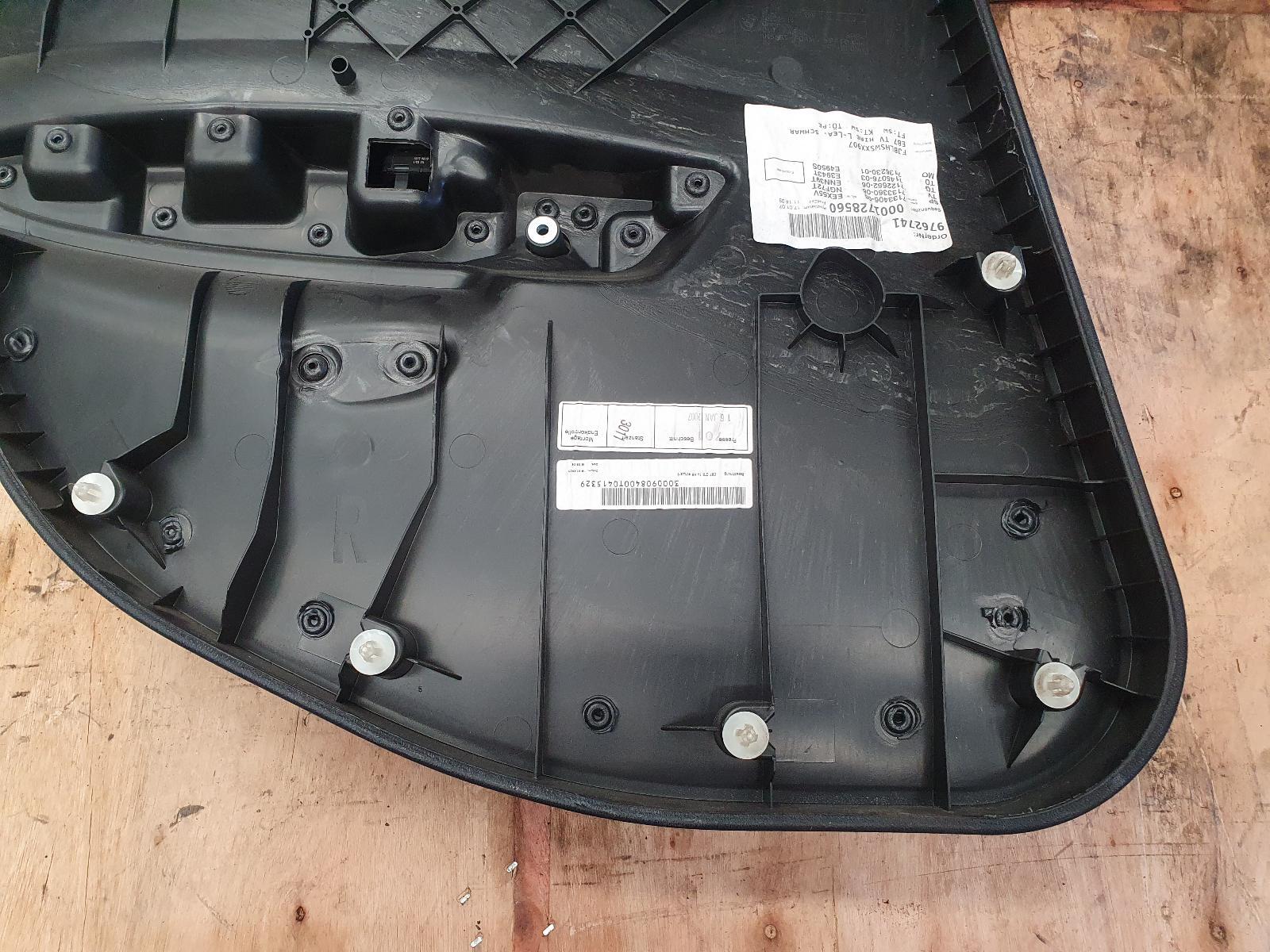 2007 Bmw 1 Series DOOR TRIM RR LEATHER E87 HATCH 10/04-05/07 - BLACK image 7