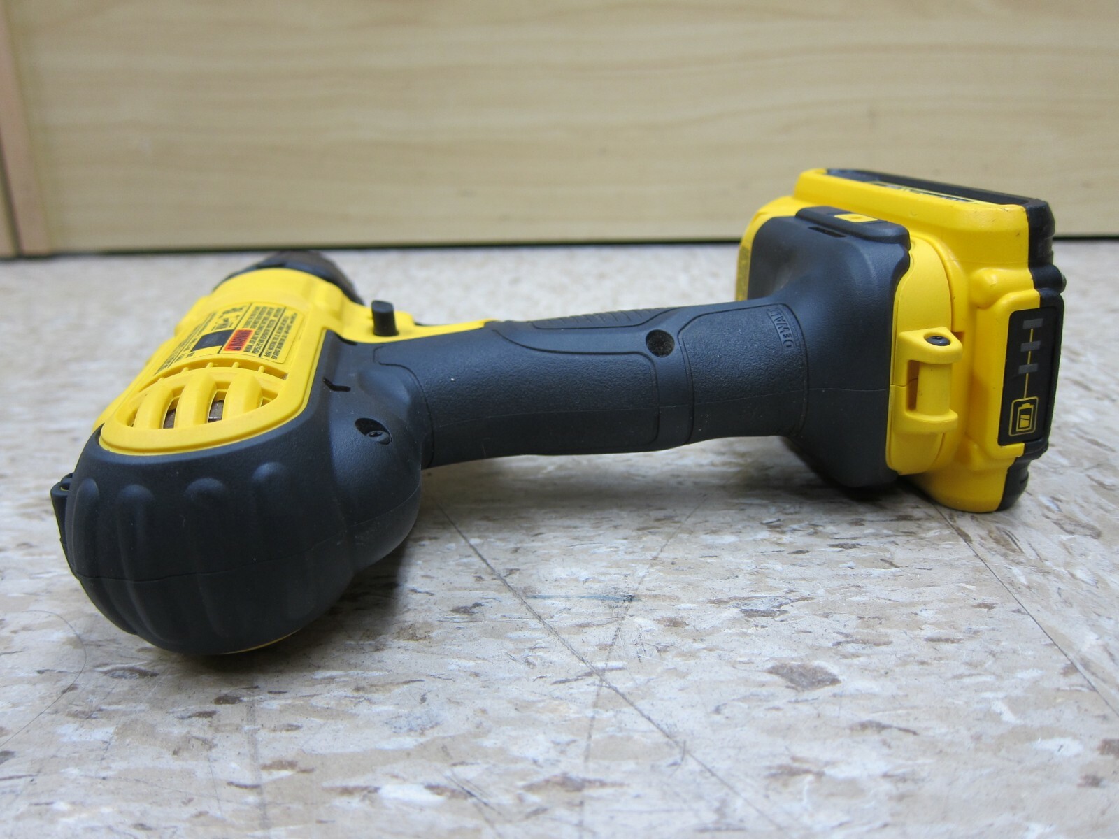 Dewalt DCD771 20V MAX Lithium Ion 1/2