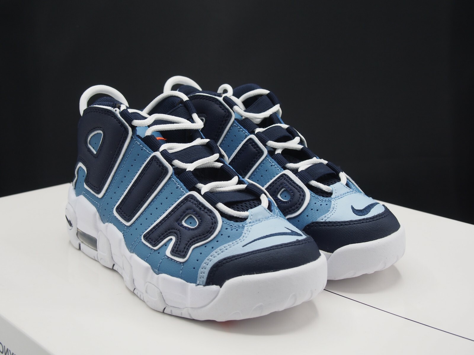 NIKE AIR MORE UPTEMPO DENIM アップテンポ ナイキ エアモアアップ