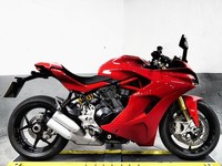 2017 67 Ducati Supersport S ,7k ,1 owner ,Heated grips, Quickshifter Stunning