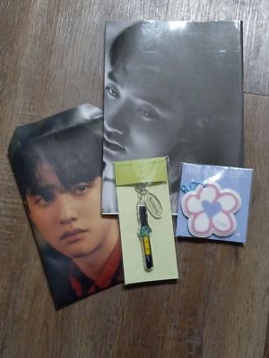 EXO D.O. Doh Kyung Soo [BLOOM in Japan] Pop-up MD Collect