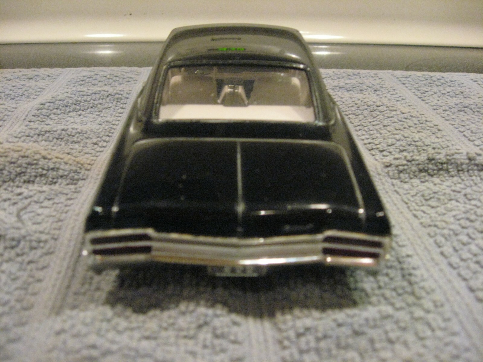 1966 Buick Wildcat Stock AMT 1:25 Scale Model Car