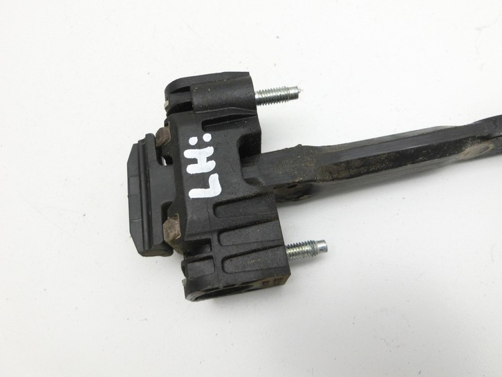 Volvo V60 D4 10-13 Kombi Türfangband Türbremse Türanschlag Links Hinten Volvo V60 D4 10-13 24.03.2011 gebraucht Vorschau 4