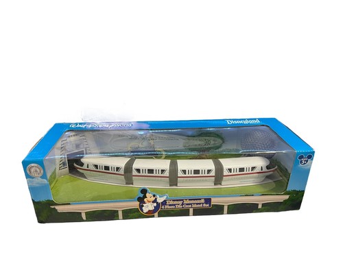 鉄道模型 Disney Monorail 4 Piece Die Cast l Disney's Tron Monorail Four Piece Die Cast Metal Set in