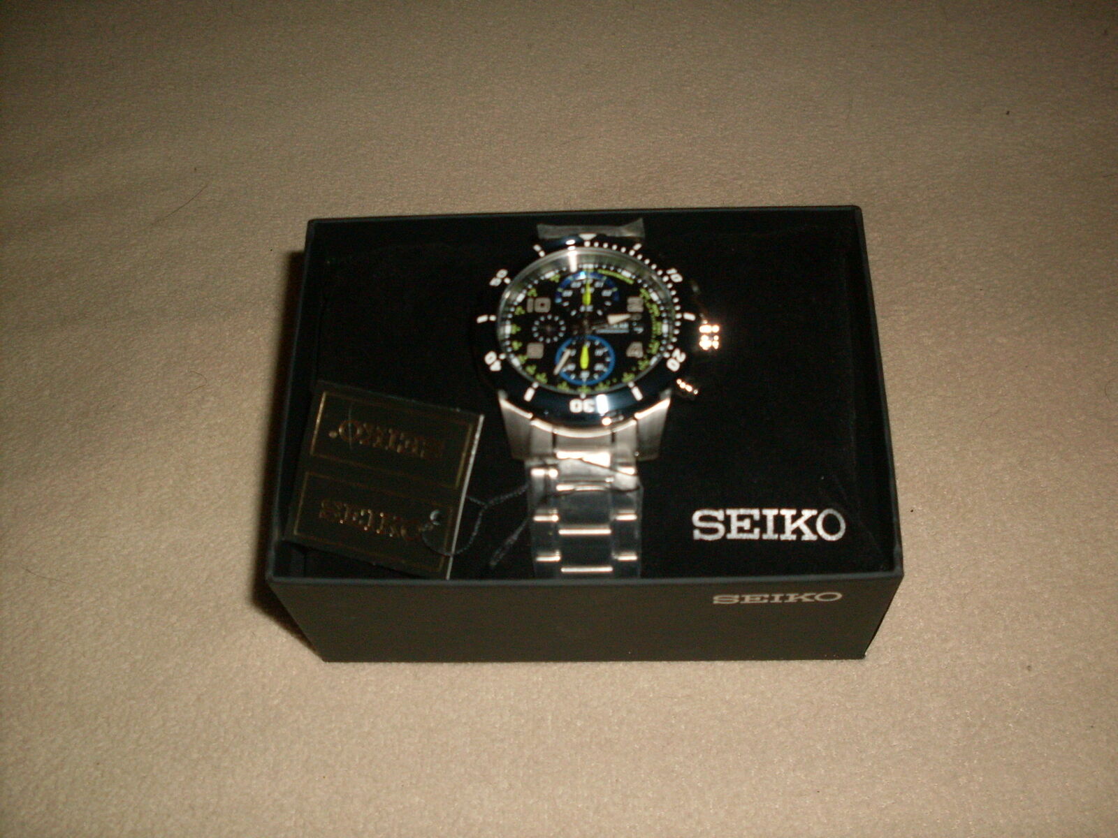 seiko jimmie johnson ssc637