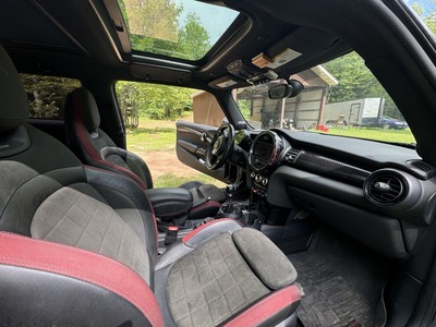 image 7 of interior