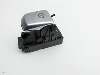Mercedes W205 C250 14-18 Schalter für Elektrische Parkbremse Feststellbremse Mercedes W205 C250 14-18 20.02.2015... Vorschau 2