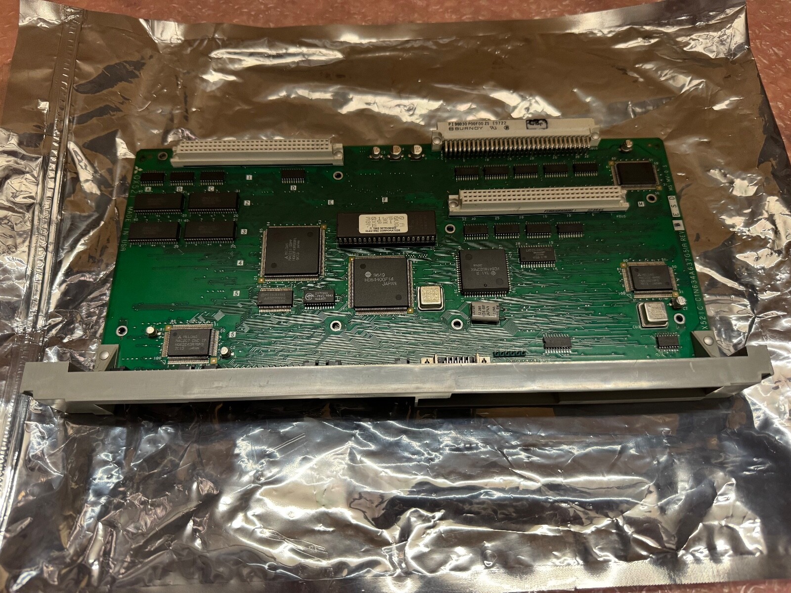 MITSUBISHI C1N634A637G5IA CRT CONTROL BOARD QX521C Warranty MITSUBISHI C1N634A637G5IA CRT CONTROL BOARD QX521C Warranty