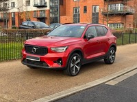 2024 Volvo XC40 2.0 B4P Ultimate Dark AUTO *DAMAGE REPAIRABLE SALVAGE* ESTATE Pe