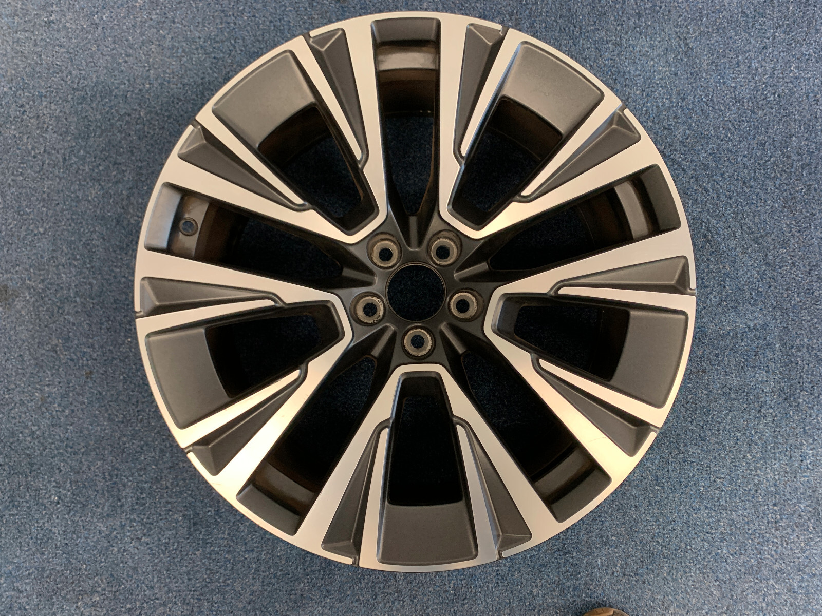 NR-F502PV-W 美品 Volvo Wheel 20