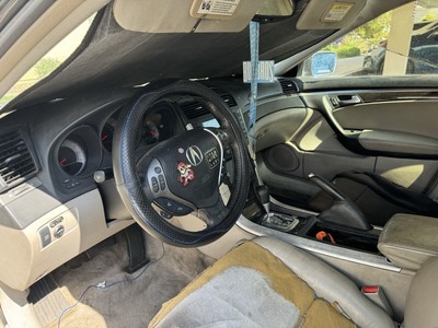 image 3 of interior