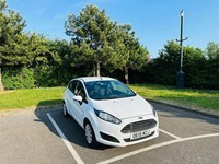 2015 FORD FIESTA STYLE 1.25 SERVICE HISTORY NEW MOT