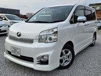 2013 Toyota Voxy 2L PETROL AUTOMATIC 7 SEATER SWIVEL SEATS LEATHER MPV ELECTRIC 