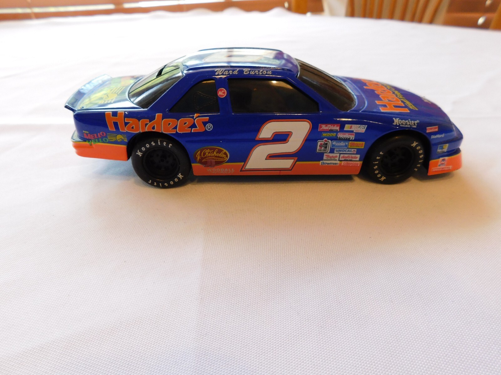 NASCAR ミニカー　FORD 1/24 Action Kasey Kahne 2010 Ford Fusion 1:24 scale NASCAR