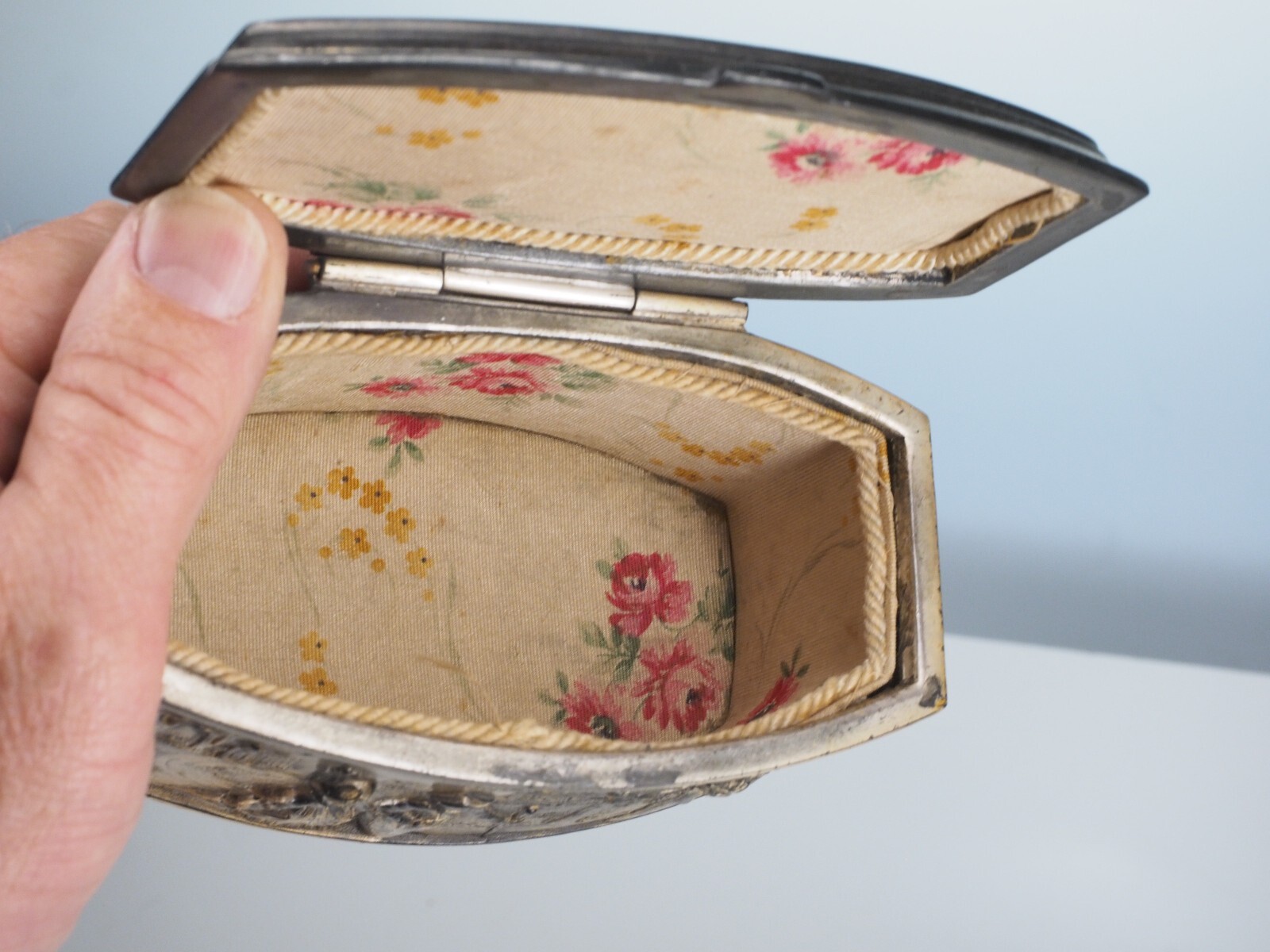 Antique metal jewelry casket box marked W.B Mfg. Co. Weidlich Brothers