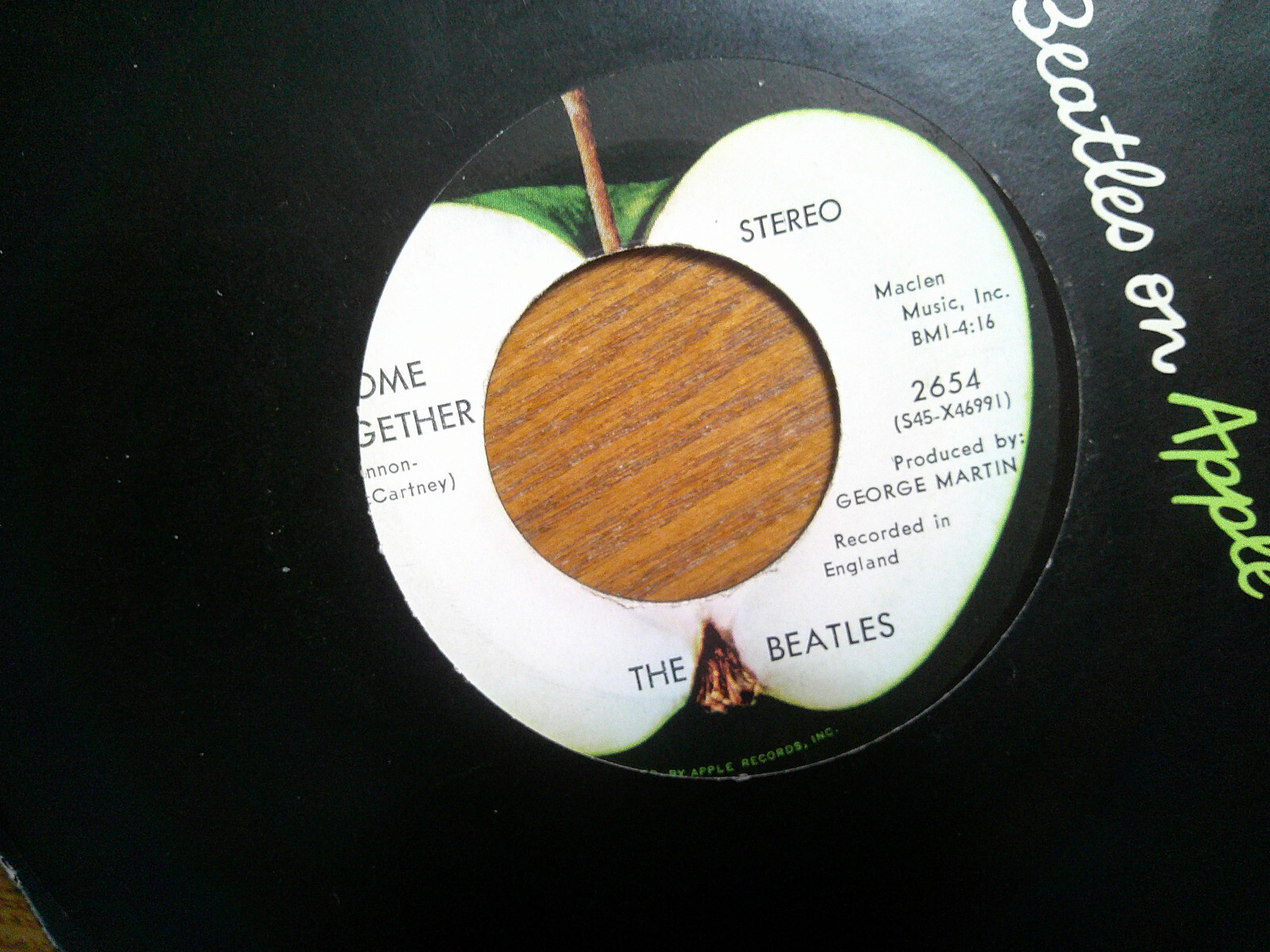 APPLE 45 RECORD 2654 w/SLV/BEATLES/SOMETHING/COME TOGETHER