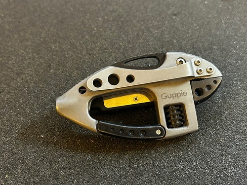 Columbia River Knife Tool CRKT Guppie Multi Tool Wrench 9070 LOOK! Light