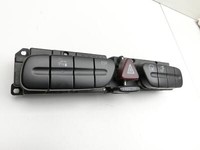 Mercedes W203 C220 01-04 Warnblinkschalter Schalter ZV ESP PDC Off Mercedes W203 C220 01-04 29.03.2003 A2038214758... Vorschau 2