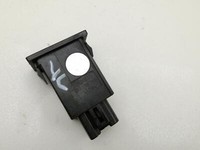 Toyota Avensis T25 03-06 Schalter Tankdeckel Entriegelung Öffner Toyota Avensis T25 03-06 06.07.2005 gebraucht Vorschau 2