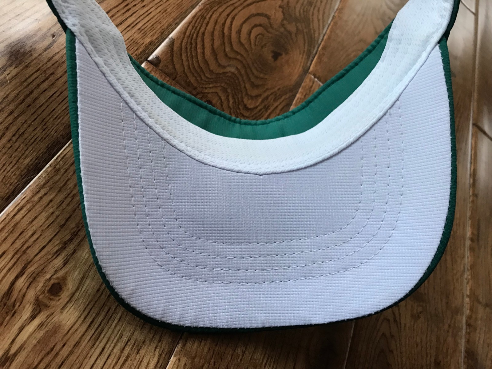 MASTERS WHITE W/ GREEN TRIM GOLF VISOR MASTERS AHEAD USA
