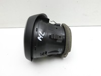 Audi A1 8X 10-14 Luftdusche Luftdüse Links Aussen Audi A1 8X 10-14 08.08.2011 8X1820901 gebraucht Vorschau 4