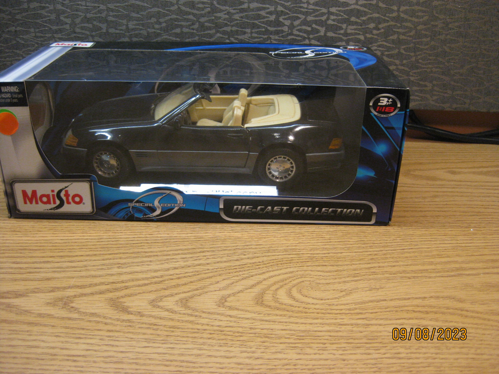 マイスト　メルセデスベンツ　500SL Amazon | 1/18 ベンツSL-Class ブラック ）AMG BENZ SLクラス