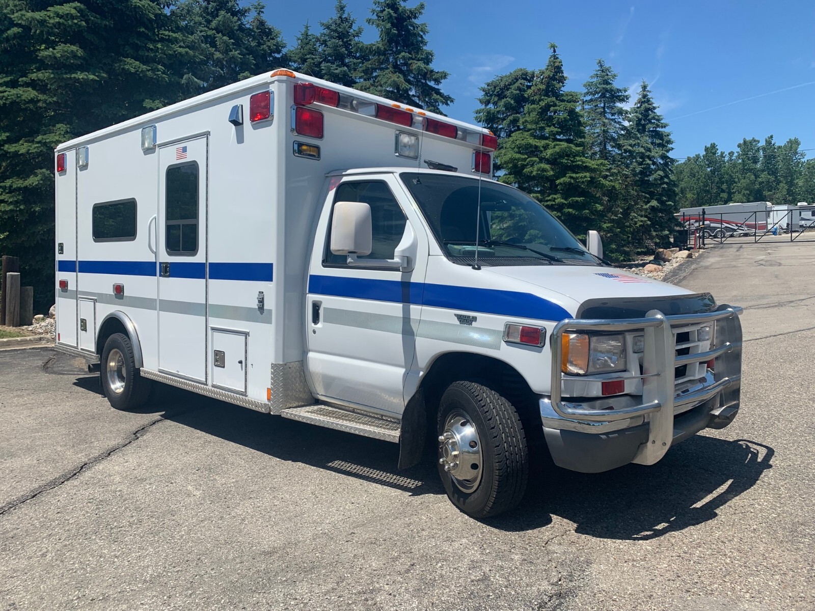 Ford E450 7.3l Diesel Type Iii Ambulance, 86k Miles, 72" Inside, Kuv