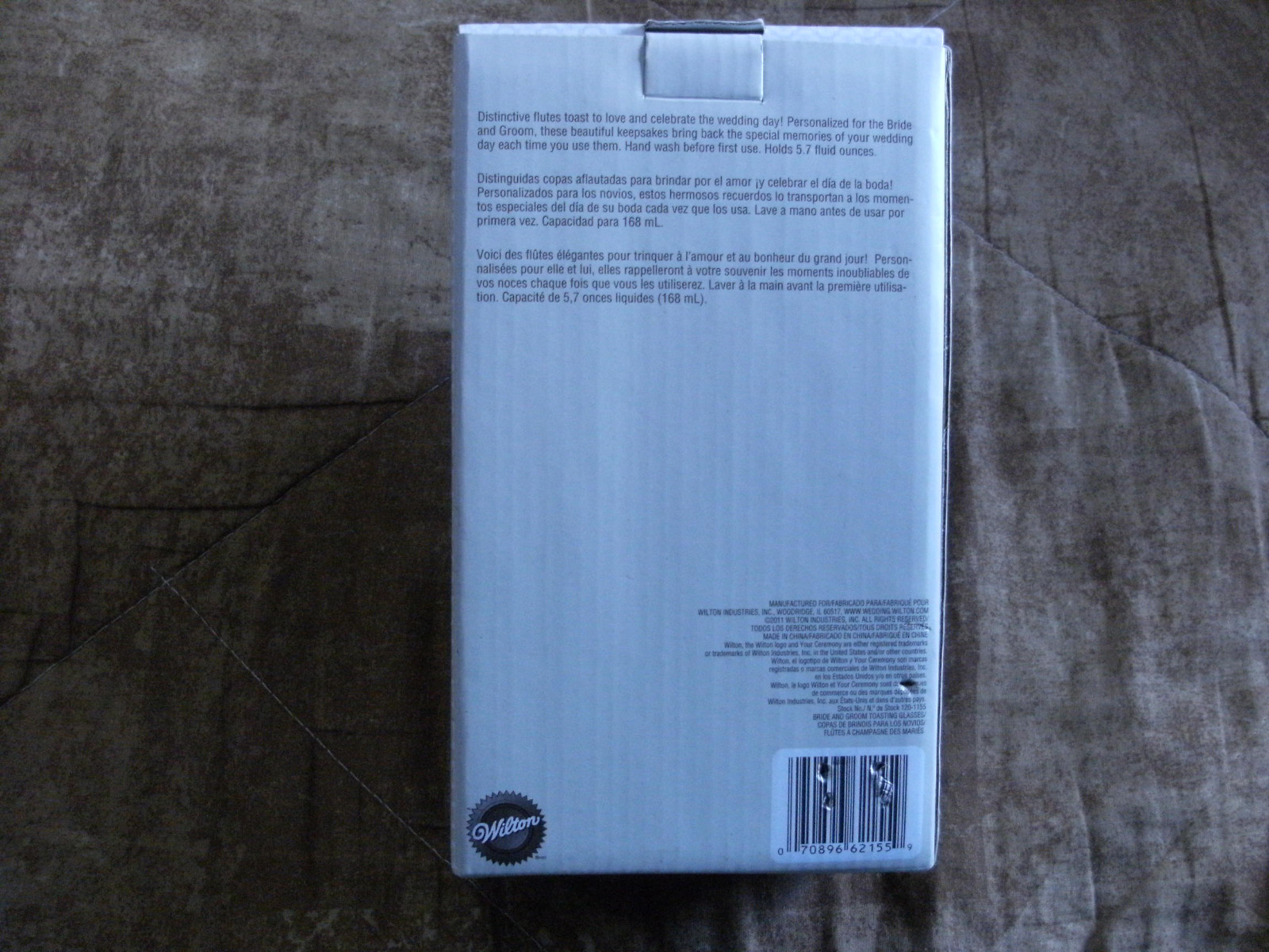 Wedding Champagne Glasses Flutes Bride & Groom, by Wilton