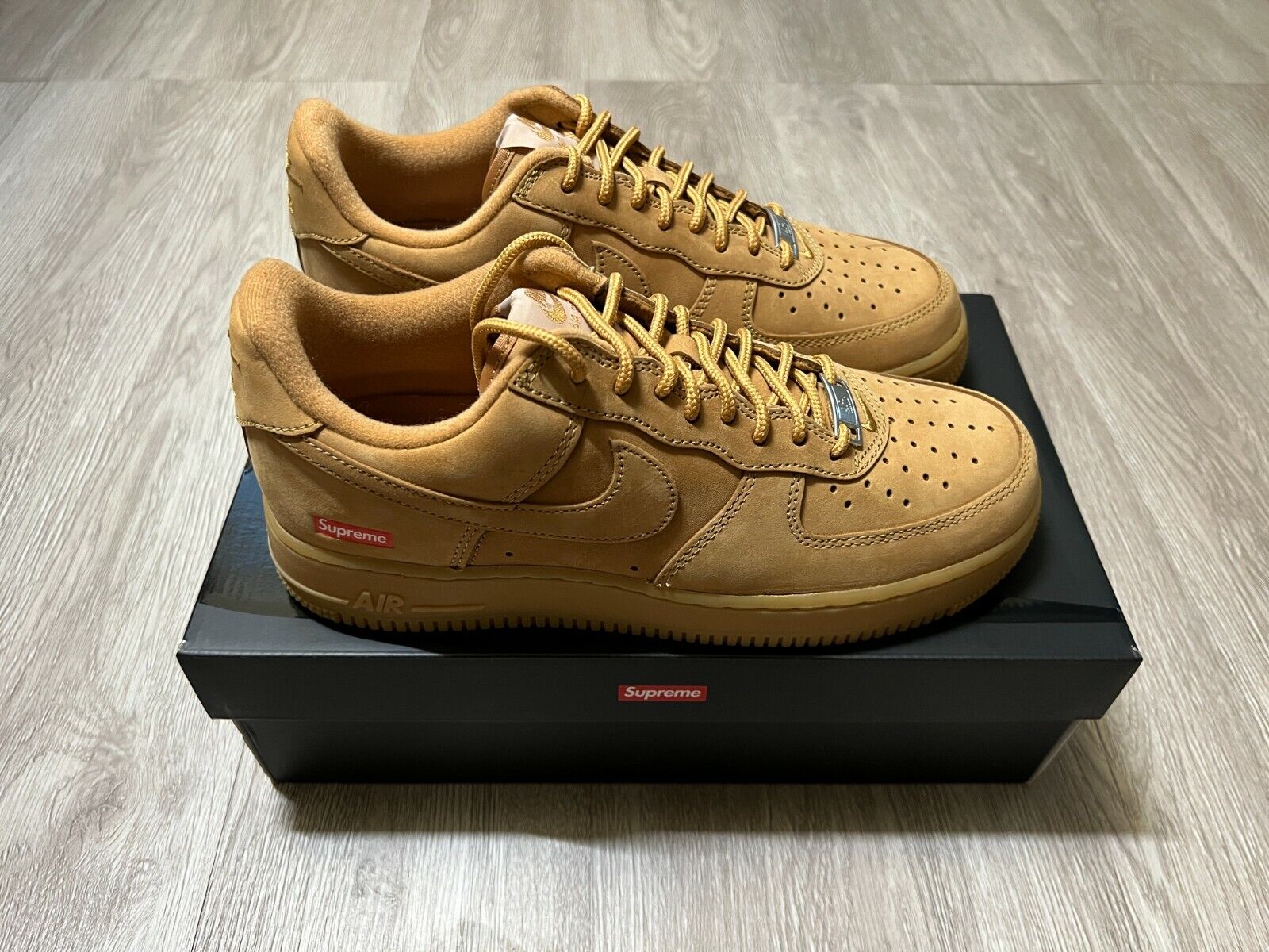 Nike Air Force 1 Low SP Supreme Wheat - DN1555-200 - Size Nike Air Force 1 Low SP Supreme Wheat - DN1555-200 - Size