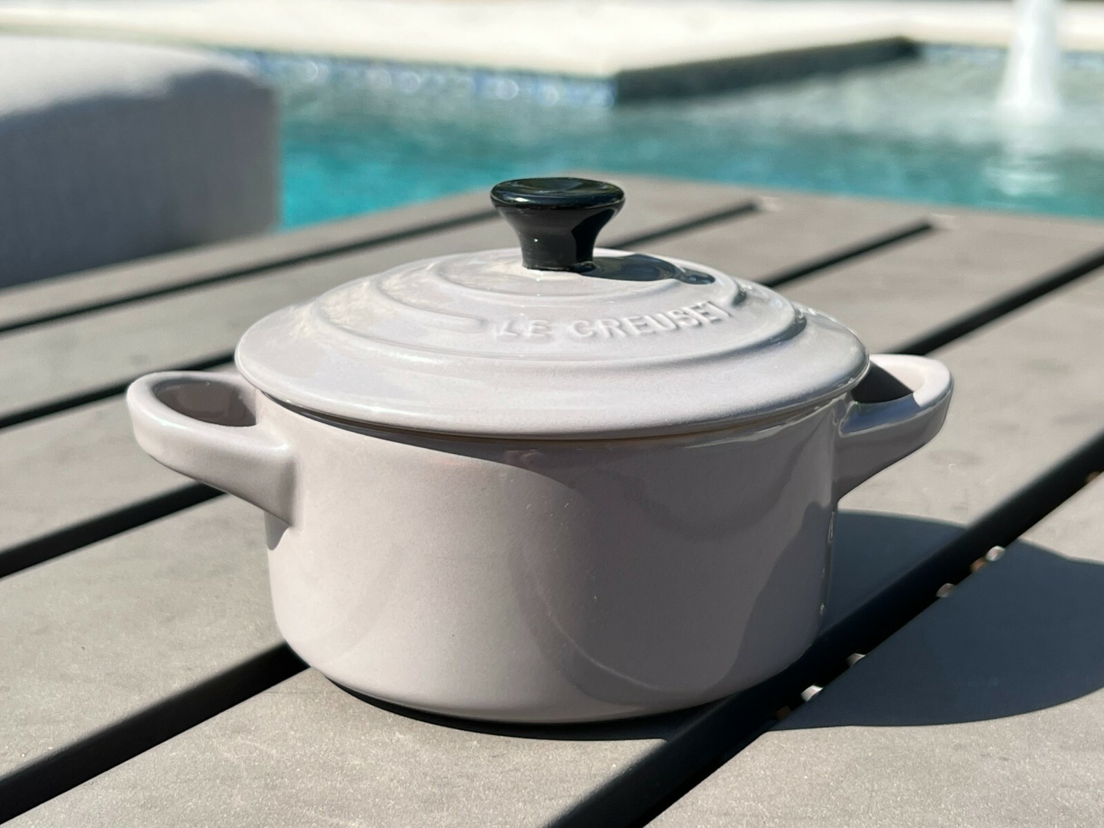 Le Creuset RARE COLOR Light Flint Grey Mini Round Cocotte Le Creuset RARE COLOR Light Flint Grey Mini Round Cocotte