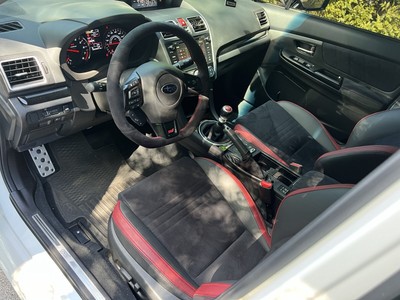 image 4 of interior