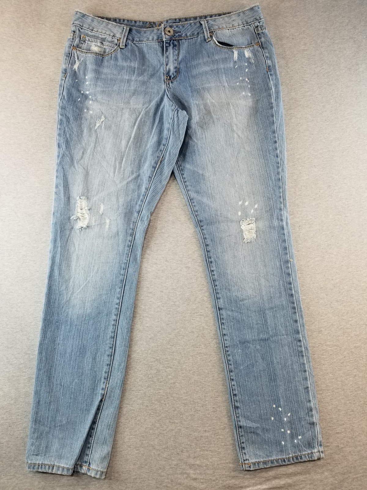 Rue 21 Jeans Women's Sz 13/14 VTG Light Wash 100% Cotton Normcore Cute Stylish