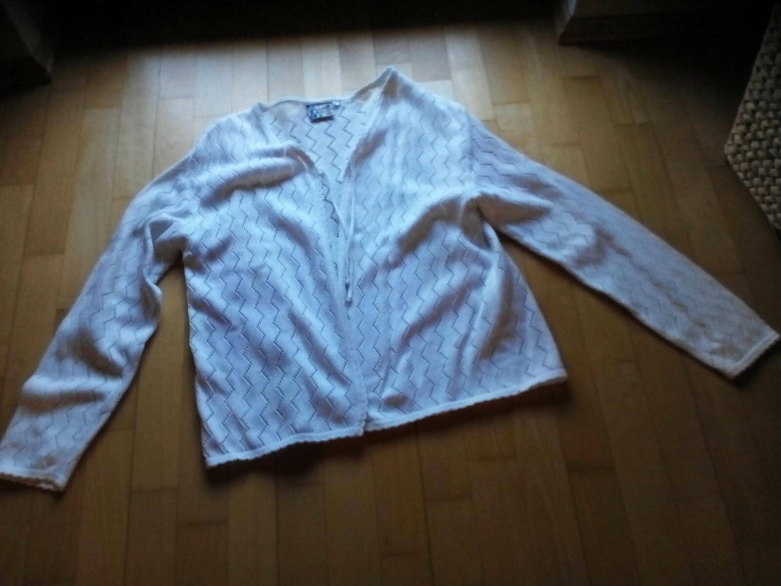 Damen Strickjacke, weiß, mit Lochmuster, Gr. XL