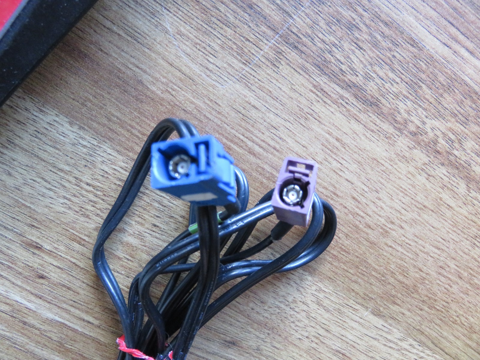 Antenna - GPS /Cellular- Automotive- Used