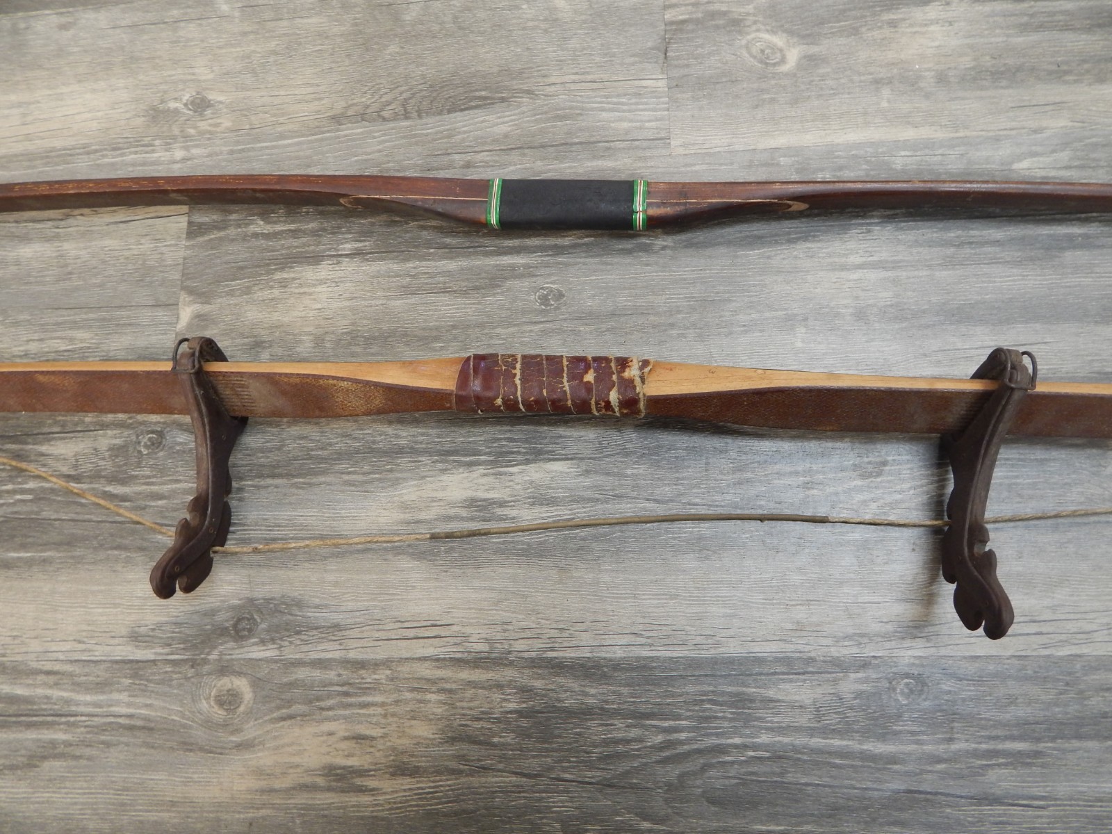 antique hunting bows