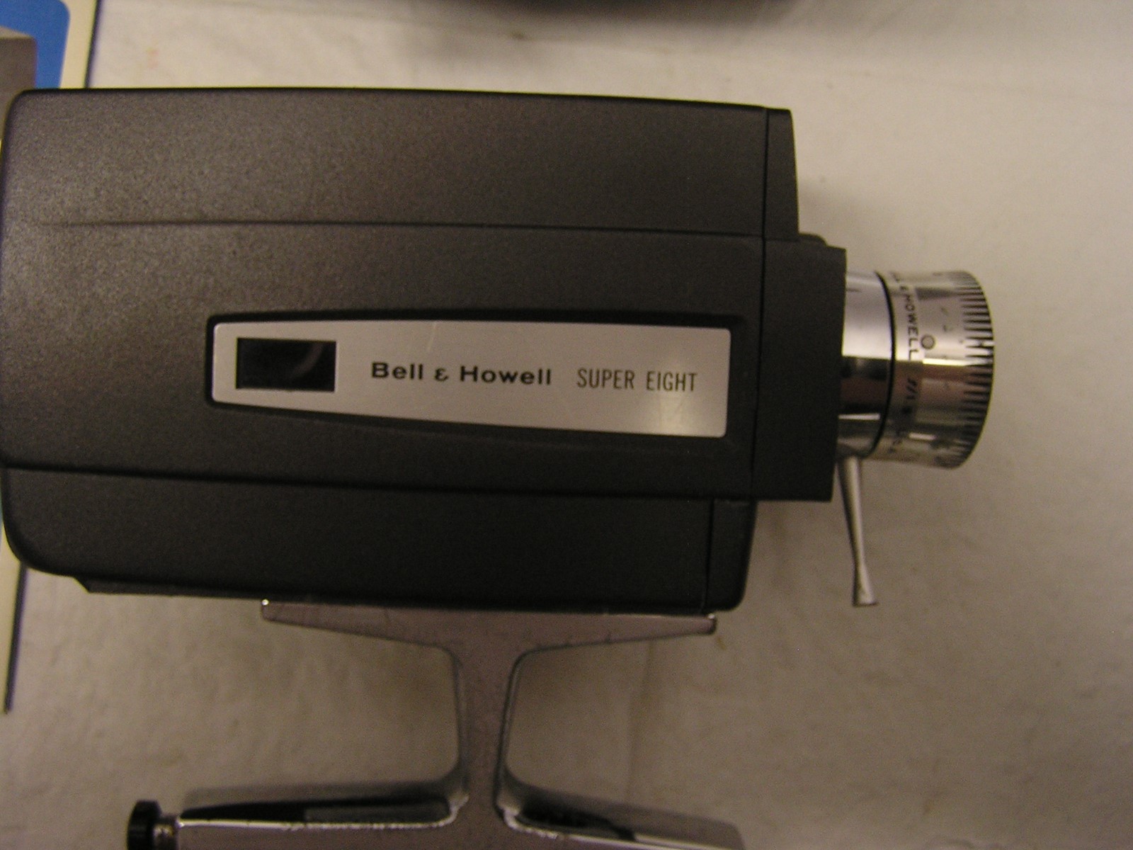 Bell & Howell 311 Perpetua Drive Autoload Super 8 Movie Camera w/ Light & Manual