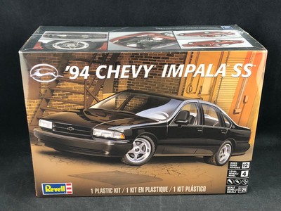 Revell 1994 Chevy Impala SS 1:25 Scale Plastic Model Kit 85-4480 in Box