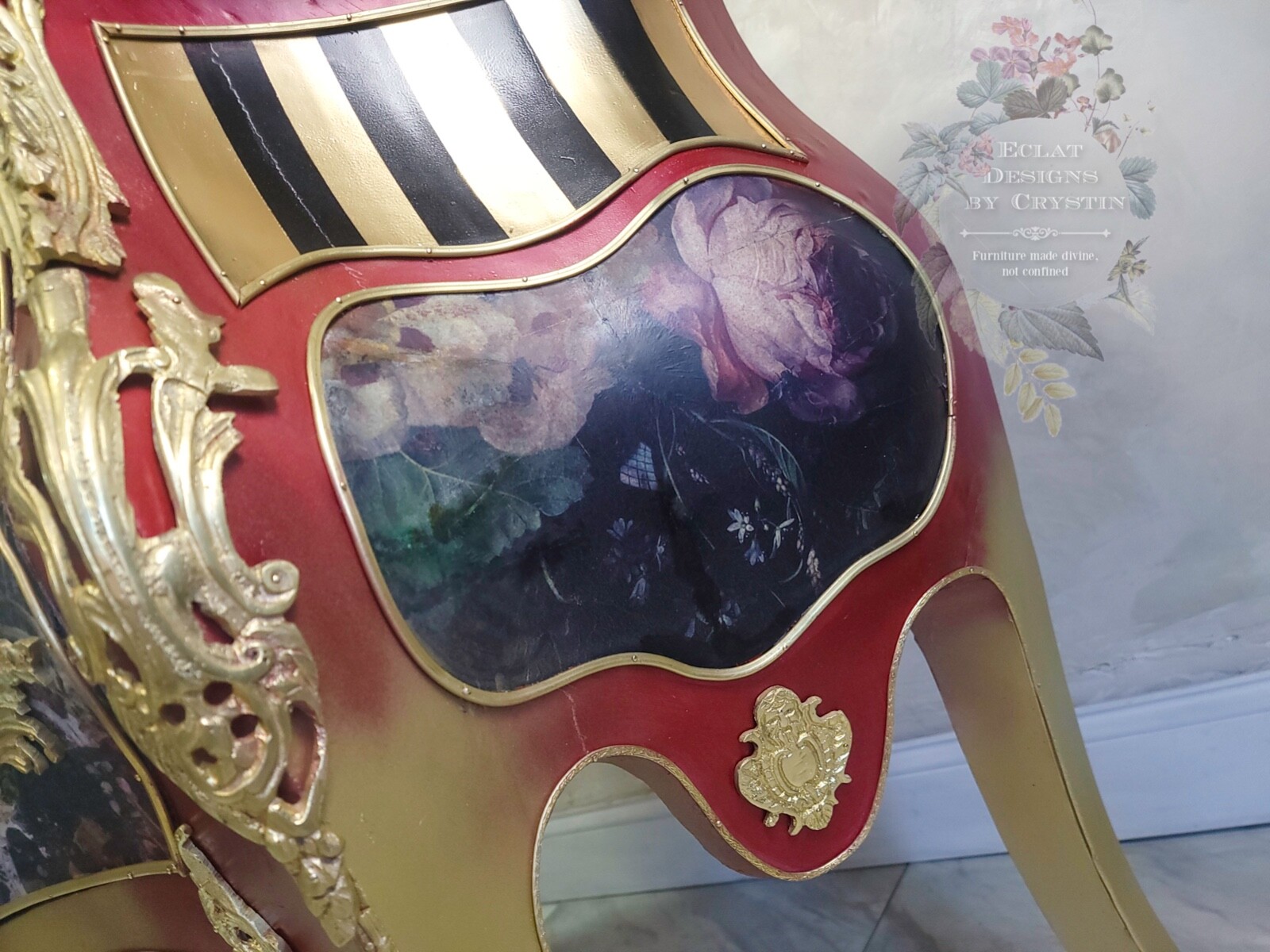 Antique Italian Rococo, Bombe Commode, Chest of Drawers