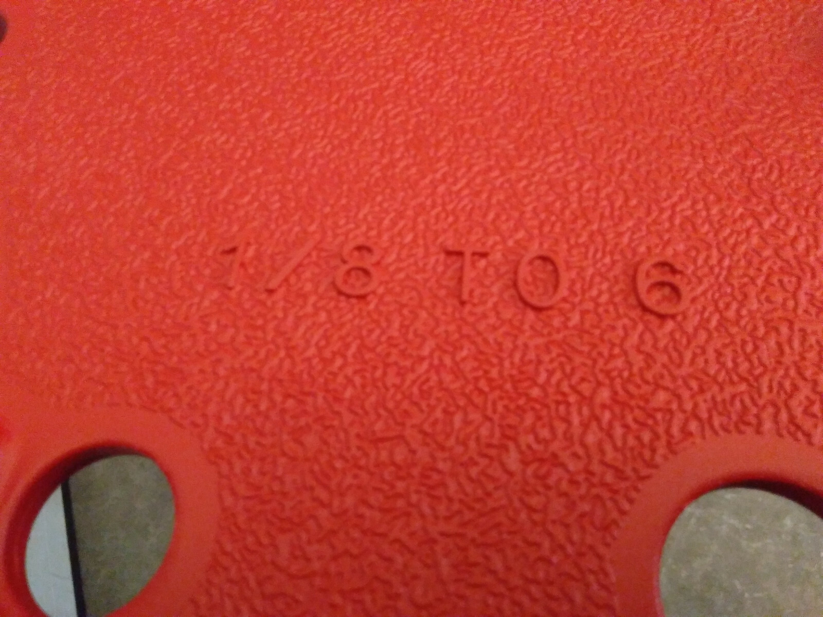 BMC Tools 460 Tripod Pipe Chain Vise 1/8