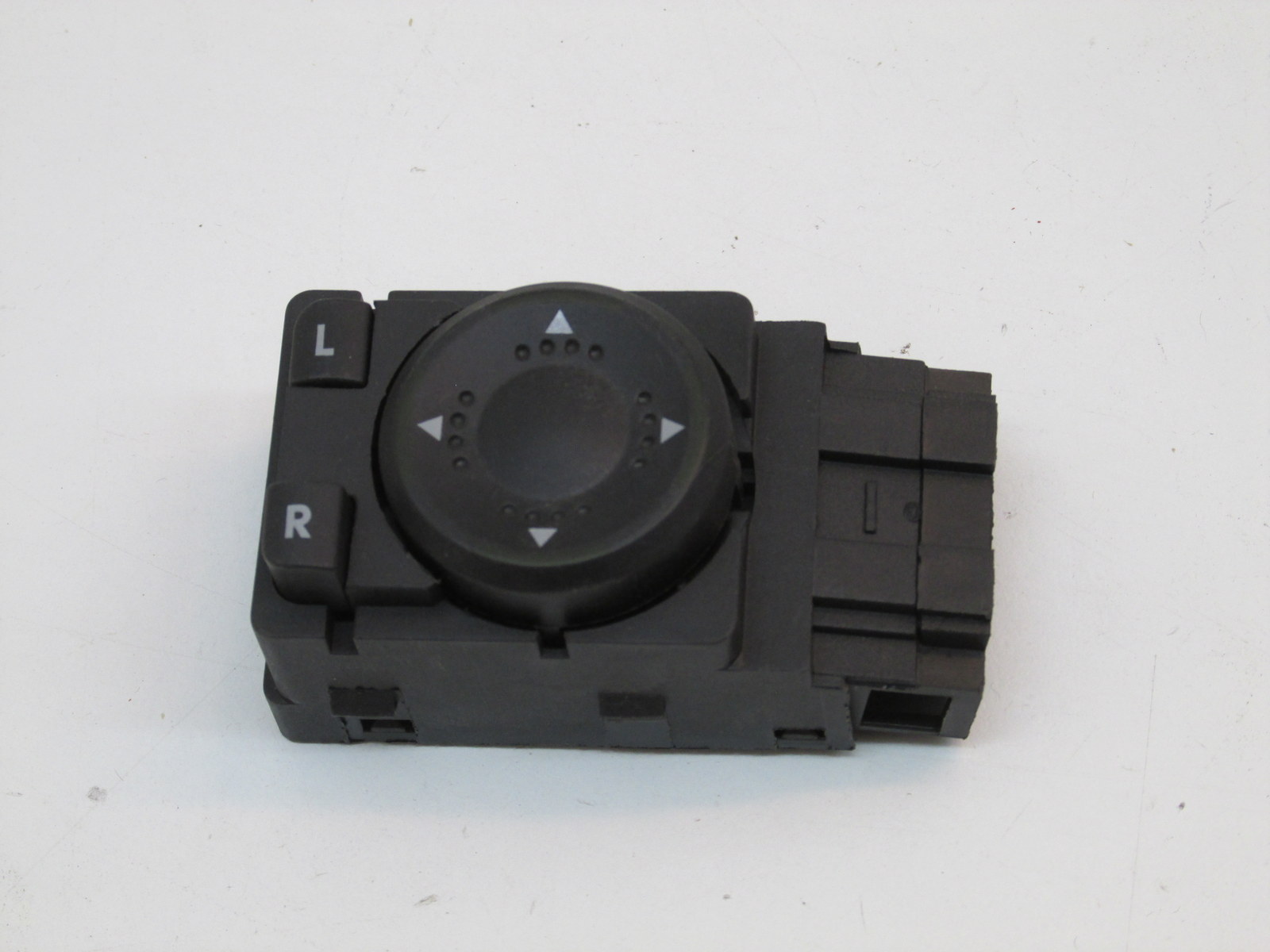 1998 VW Volkswagen Beetle OEM Door Mirror Switch 1J1-959-565-01C