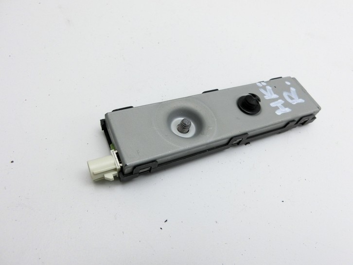 Mercedes W177 A200d 18-22 Antennenverstärker Weiche Antenne für Heckklappe Rechts Mercedes W177 A200d 18-22... Vorschau 4