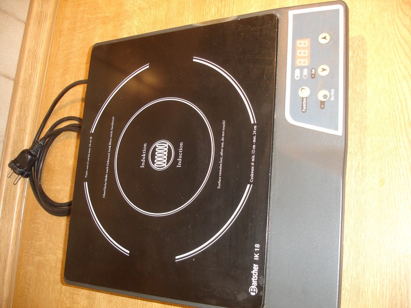 Bartscher Induktionskochplatte 1800â¯W,  Gebraucht & GeprÃ¼Ft Typ Ik18 Top Zustand