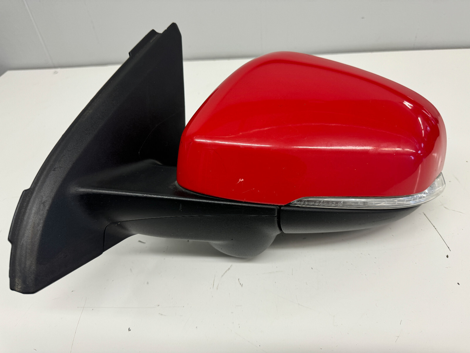 11-13 Volvo S60 Left Driver Side View Mirror W/ BLIS 612