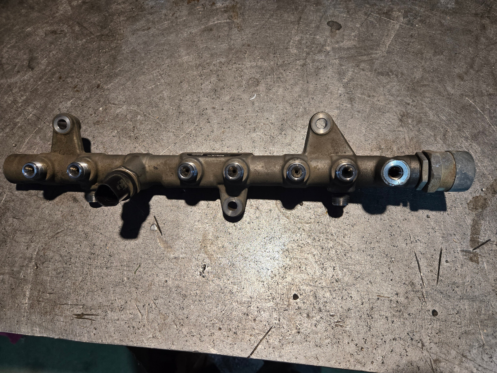 OEM Cummins Bosch 0445226167 5348915 Fuel Rail - Picture 5 of 7
