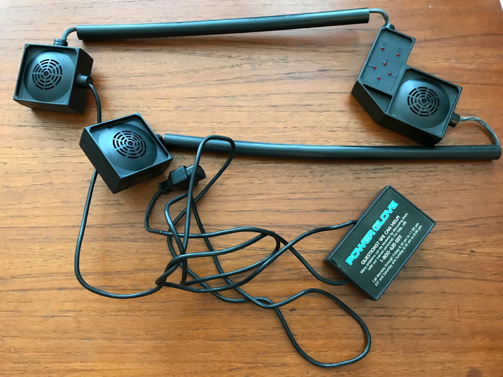 Nintendo Power Glove Size L, CIB, Tested, Great Condition!