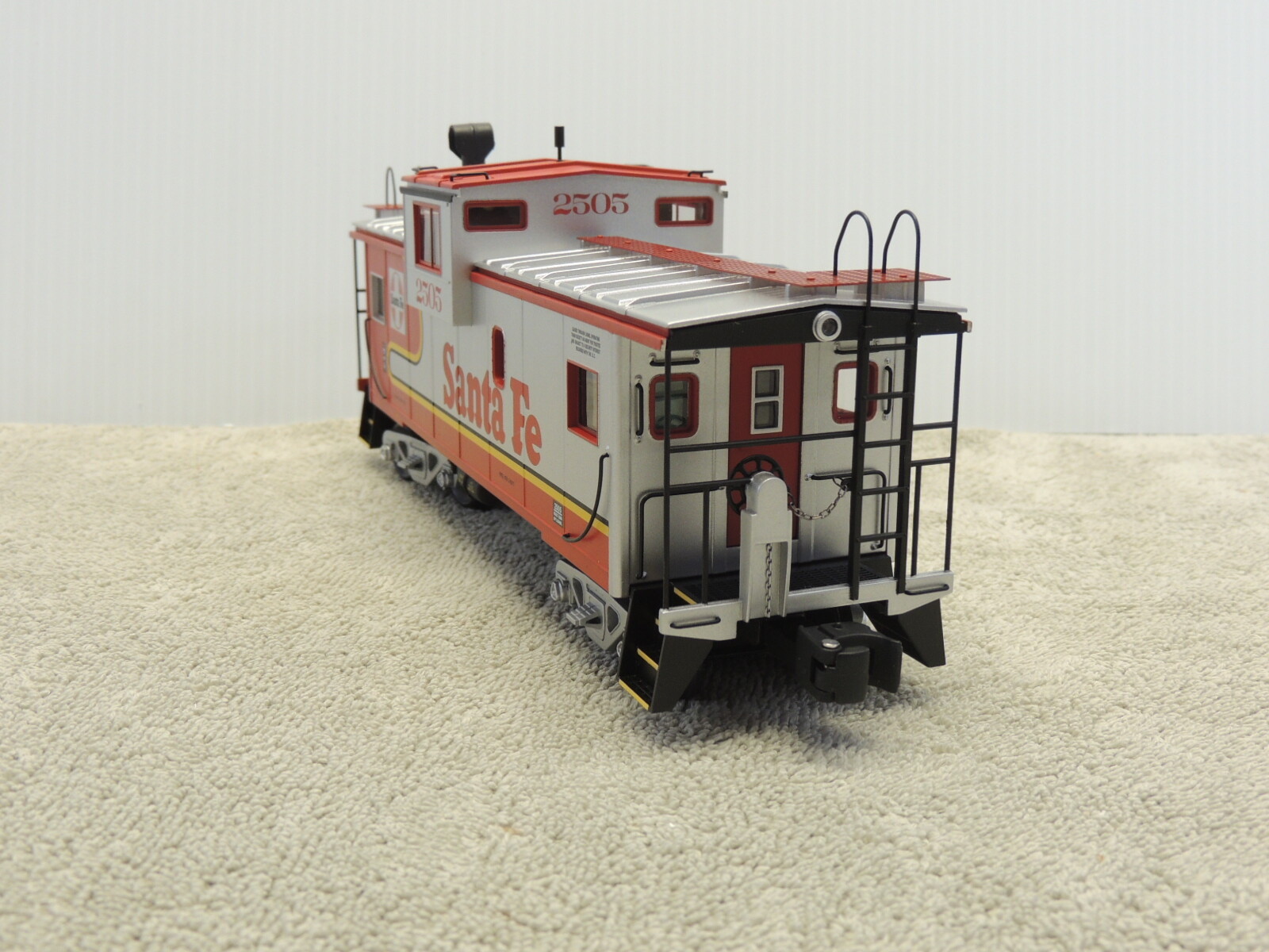 Lionel 6-52382 LOTS Santa Fe Warbonnet Extended Vision Caboose